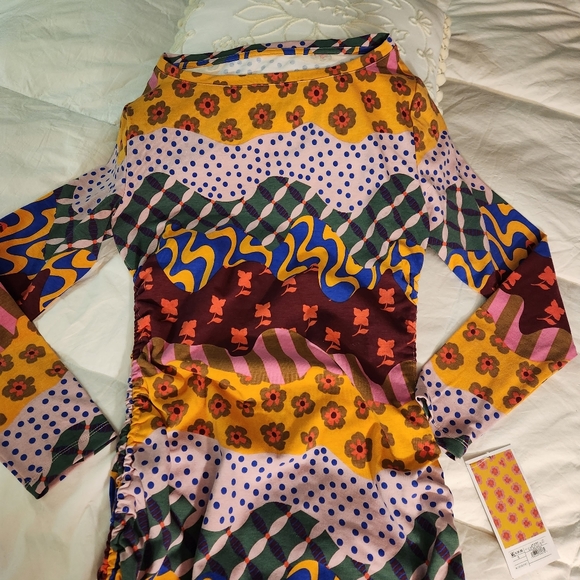 NWT.. women's maxi style dress - Picture 2 of 10